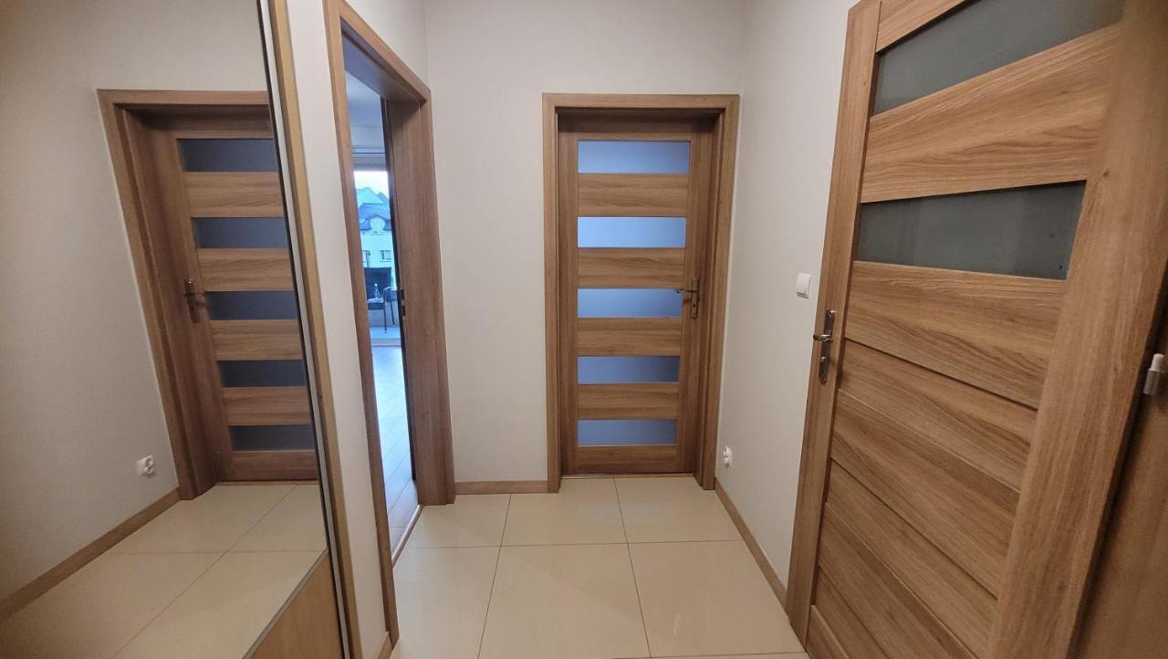Queen Apartament Centrum Z Garazem Миньск-Мазовецки Экстерьер фото
